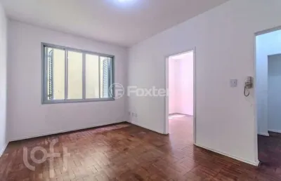 Apartamento com 3 quartos à venda na rua duque de caxias, 707, centro histórico, porto alegre, 97 m2 por r$ 384.600