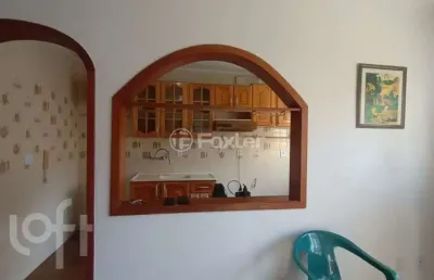 Apartamento com 2 quartos à venda na rua congo, 73, vila ipiranga, porto alegre, 58 m2 por r$ 270.000