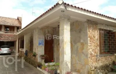 Casa com 3 quartos à venda na rua são nicolau, 1411, santa maria goretti, porto alegre, 203 m2 por r$ 750.000