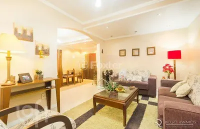 Casa com 4 quartos à venda na rua bom princípio, 306, jardim carvalho, porto alegre, 220 m2 por r$ 800.000