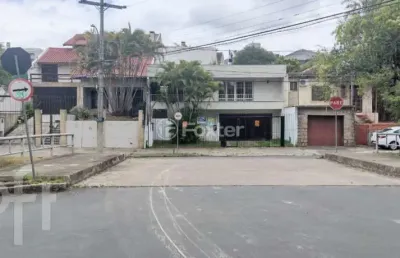 Casa com 3 quartos à venda na avenida professor paula soares, 616, jardim itu sabará, porto alegre, 251 m2 por r$ 700.000