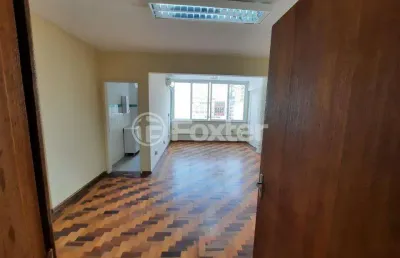 Sala comercial com 2 salas à venda na rua vigário josé inácio, 250, centro histórico, porto alegre, 28 m2 por r$ 91.200