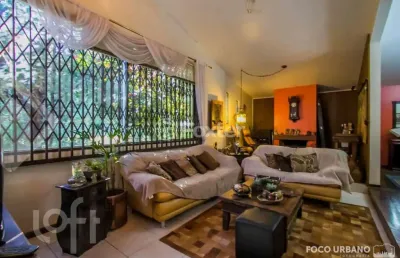 Casa com 3 quartos à venda na avenida bispo joão scalabrini, 260, jardim itu sabará, porto alegre, 260 m2 por r$ 1.000.000