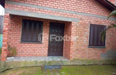 Casa com 2 quartos à venda na rua ana júlia pereira, 139, lomba do pinheiro, porto alegre, 90 m2 por r$ 213.000
