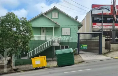Casa com 3 quartos à venda na rua vinte de setembro, 855, nossa senhora de lourdes, caxias do sul, 562 m2 por r$ 1.200.000