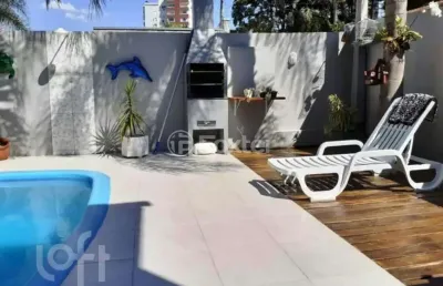 Casa com 2 quartos à venda na rua tobias da silva, 18, rio branco, novo hamburgo, 165 m2 por r$ 535.000