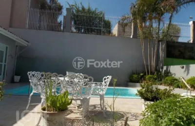 Casa com 3 quartos à venda na rua guarujá, 587, pátria nova, novo hamburgo, 237 m2 por r$ 626.000