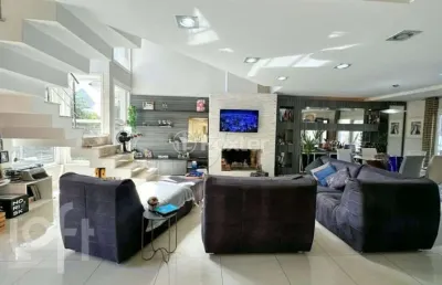 Casa com 3 quartos à venda na rua suécia, 221, marechal rondon, canoas, 270 m2 por r$ 1.550.000