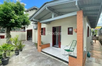 Casa com 3 quartos à venda na rua alfredo müller, 369, canudos, novo hamburgo, 140 m2 por r$ 346.000
