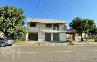 Casa com 2 quartos à venda na rua do bosque, 470, boa saúde, novo hamburgo, 207 m2 por r$ 480.000