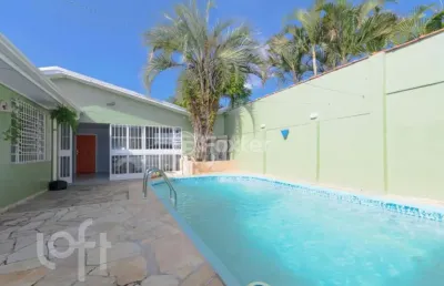 Casa com 3 quartos à venda na rua pistoia, 864, rio branco, canoas, 220 m2 por r$ 599.000