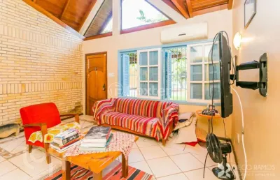 Casa com 3 quartos à venda na avenida professor paula soares, 663, jardim itu sabará, porto alegre, 140 m2 por r$ 750.000