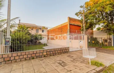 Casa com 4 quartos à venda na rua tapirapés, 184, sarandi, porto alegre, 159 m2 por r$ 950.000