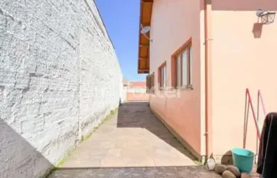 Casa com 3 quartos à venda na rua princesa isabel, 275, fátima, canoas, 84 m2 por r$ 583.000