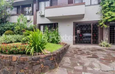 Casa em condomínio fechado com 3 quartos à venda na rua desembargador espiridião de lima medeiros, 308, três figueiras, porto alegre, 179 m2 por r$ 1.699.000