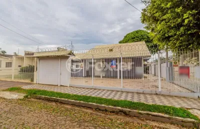 Casa com 3 quartos à venda na rua dos guenoas, 1334, guarujá, porto alegre, 220 m2 por r$ 530.000