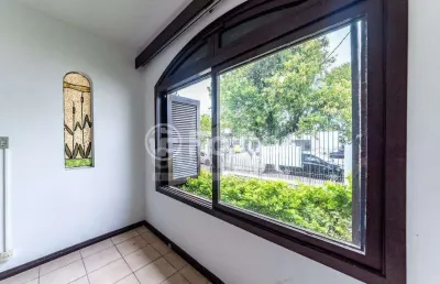 Casa com 5 quartos à venda na rua são nicolau, 1117, santa maria goretti, porto alegre, 260 m2 por r$ 864.500