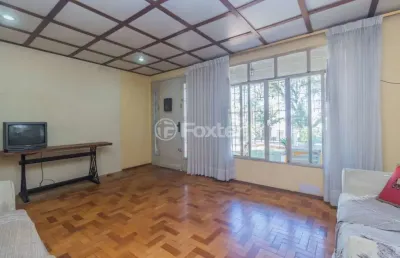 Casa com 2 quartos à venda na rua cipó, 1015, passo da areia, porto alegre, 379 m2 por r$ 800.000