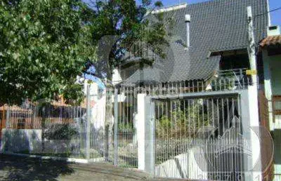 Casa com 4 quartos à venda na rua doutor castro de menezes, 943, vila assunção, porto alegre, 506 m2 por r$ 1.140.000