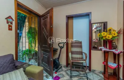 Casa com 3 quartos à venda na rua finlandia, 150, belém velho, porto alegre, 180 m2 por r$ 220.000