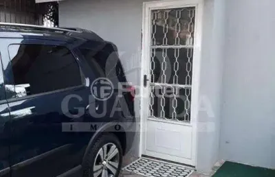 Casa com 4 quartos à venda na avenida professor oscar pereira, 1597, glória, porto alegre, 198 m2 por r$ 480.000