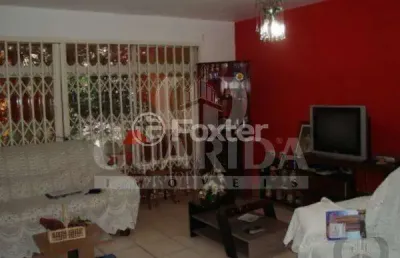 Casa com 2 quartos à venda na rua teixeira de carvalho, 279, medianeira, porto alegre, 182 m2 por r$ 900.000
