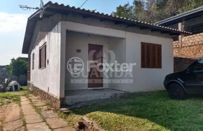 Casa com 2 quartos à venda na rua santa vitória, 586, tristeza, porto alegre, 304 m2 por r$ 266.000