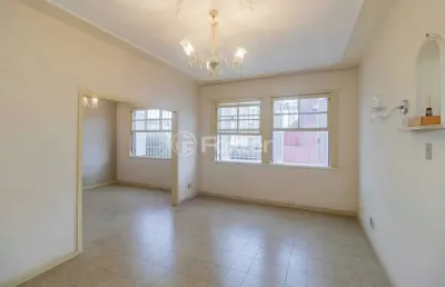 Apartamento com 3 quartos à venda na avenida venâncio aires, 134, cidade baixa, porto alegre, 104 m2 por r$ 410.000