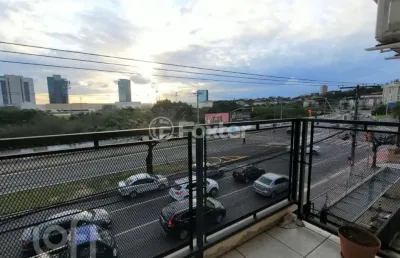 Apartamento com 3 quartos à venda na avenida icaraí, 892, cristal, porto alegre, 107 m2 por r$ 300.000