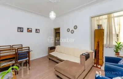 Apartamento com 2 quartos à venda na avenida professor oscar pereira, 179, azenha, porto alegre, 62 m2 por r$ 249.900