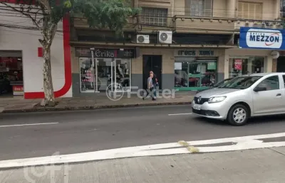Apartamento com 2 quartos à venda na avenida protásio alves, 828, rio branco, porto alegre, 105 m2 por r$ 250.000