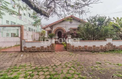 Casa com 2 quartos à venda na avenida frança, 1047, são geraldo, porto alegre, 216 m2 por r$ 641.000