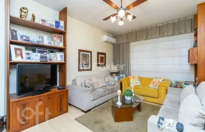 Apartamento com 3 quartos à venda na rua duque de caxias, 910, centro histórico, porto alegre, 124 m2 por r$ 640.000