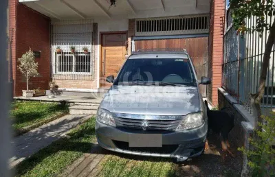 Casa com 4 quartos à venda na rua surupá, 205, jardim botânico, porto alegre, 200 m2 por r$ 1.150.000