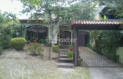 Casa com 4 quartos à venda na rua comandai, 560, cristal, porto alegre, 300 m2 por r$ 850.000