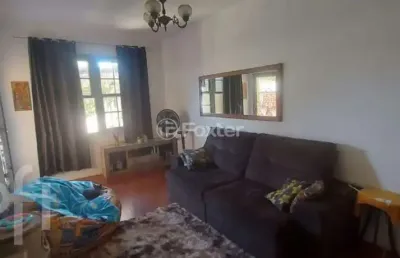 Casa com 3 quartos à venda na rua professor clemente pinto, 261, medianeira, porto alegre, 153 m2 por r$ 390.000