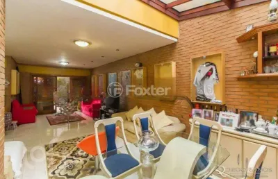 Casa com 3 quartos à venda na avenida porto alegre, 145, medianeira, porto alegre, 278 m2 por r$ 1.092.000