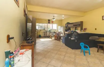 Casa com 3 quartos à venda na avenida professor oscar pereira, 4120, glória, porto alegre, 300 m2 por r$ 850.000