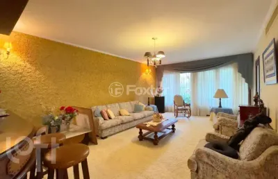Casa com 4 quartos à venda na rua joão paetzel, 336, chácara das pedras, porto alegre, 470 m2 por r$ 2.000.000