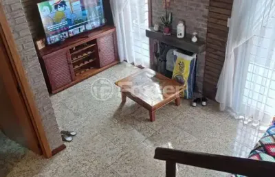 Casa com 2 quartos à venda na rua minas gerais, 453, eugênio ferreira, canela, 95 m2 por r$ 779.000