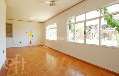 Casa com 4 quartos à venda na rua doutor alberto albertini, 275, são sebastião, porto alegre, 217 m2 por r$ 755.000