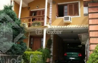 Casa com 2 quartos à venda na rua nogueira, 1078, jardim do bosque, cachoeirinha, 181 m2 por r$ 370.000