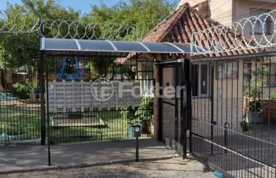 Casa em condomínio fechado com 2 quartos à venda na rua atílio supertti, 580, vila nova, porto alegre, 48 m2 por r$ 200.000