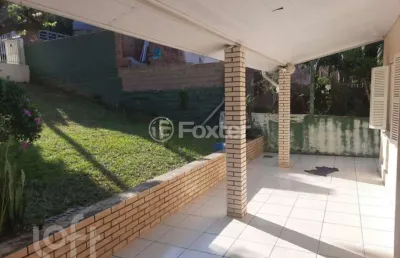 Casa com 2 quartos à venda na rua portugal, 239, rincão, novo hamburgo, 79 m2 por r$ 330.000