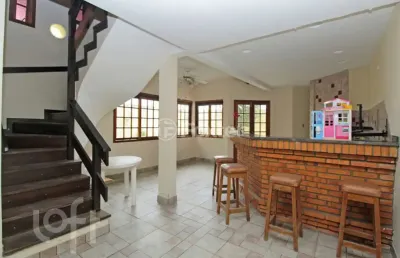 Casa em condomínio fechado com 4 quartos à venda na rua carlos ferreira, 130, teresópolis, porto alegre, 242 m2 por r$ 1.150.000