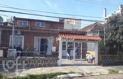 Casa com 4 quartos à venda na rua fátima, 263, partenon, porto alegre, 240 m2 por r$ 580.000