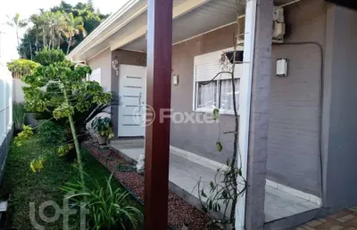 Casa com 3 quartos à venda na rua tupi, 408, igara, canoas, 108 m2 por r$ 499.000