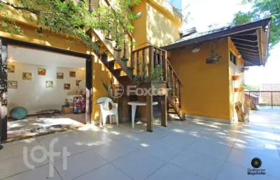 Casa em condomínio fechado com 4 quartos à venda na avenida juca batista, 1490, cavalhada, porto alegre, 400 m2 por r$ 1.490.000