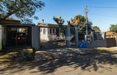 Casa com 6 quartos à venda na beco pedro rodrigues bittencourt, 150, vila nova, porto alegre, 250 m2 por r$ 700.000