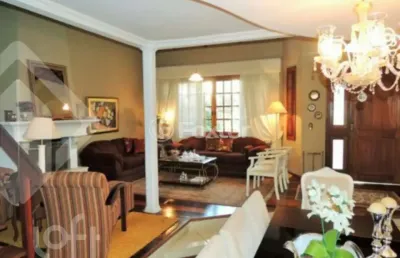 Casa com 3 quartos à venda na rua ítalo brutto, 410, espírito santo, porto alegre, 180 m2 por r$ 750.000